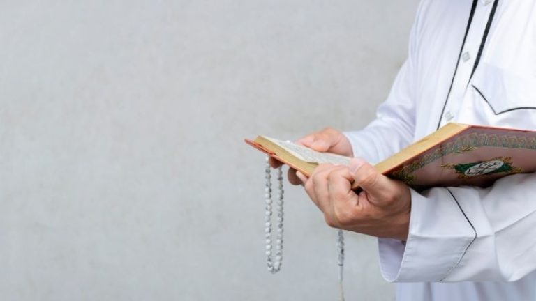 Ejawantah Spirit Surah Al ‘Alaq Ayat 1-5 dan Korelasinya dalam Kehidupan Sehari-Hari