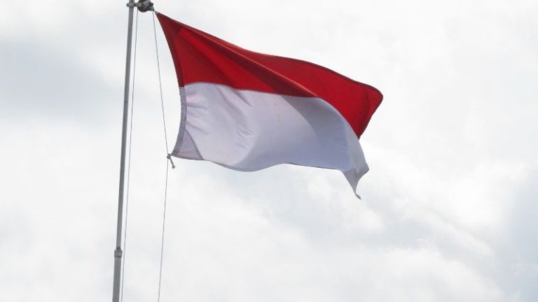 Merdeka untuk Siapa?