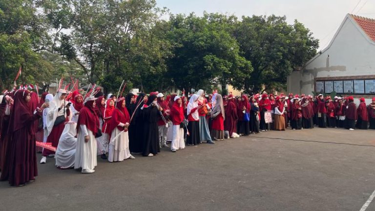 Jalan Sehat Serentak Nasional Mushida Kampanye Jaga Kesehatan di Momen HUT ke-79 Republik Indonesia