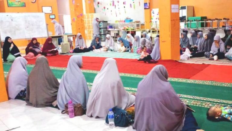 Lailatul Ijtima Muslimat Hidayatullah Jateng Perkuat Ukhuwah dan Spiritualitas