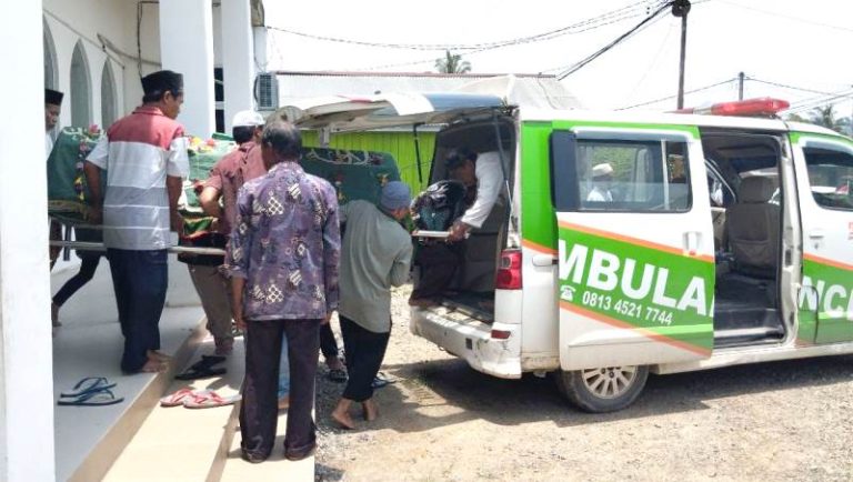 Hadirkan Ambulance Gratis di Malinau Ringankan Beban Disaat saat Sulit