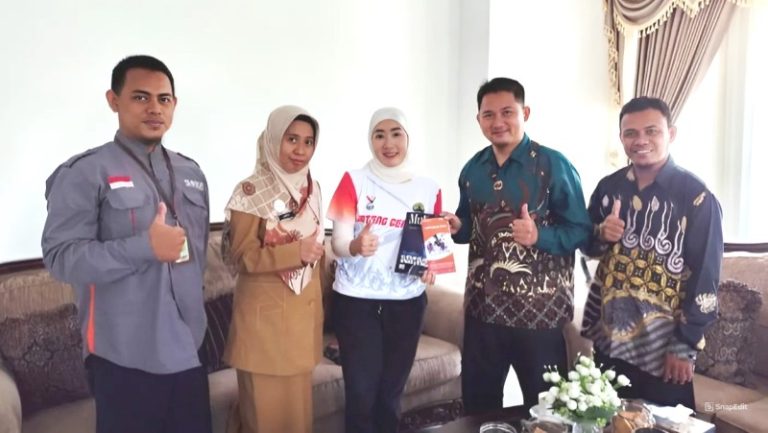 Batik dan Santri Berpadu dalam Jalinan Kolaborasi Unik dengan Bunda PAUD
