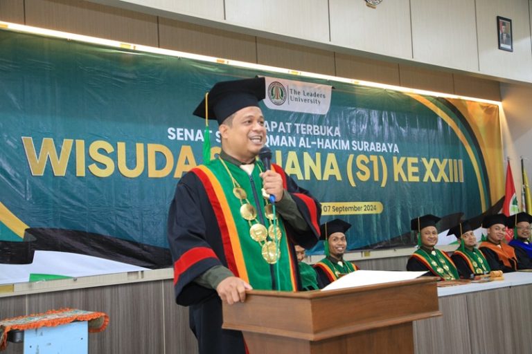 Pengukuhan 118 Sarjana STAI Luqman al Hakim Songsong Tugas di Seluruh Nusantara