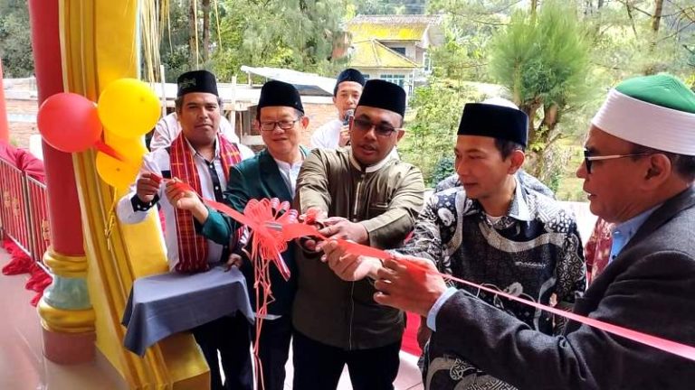 Khidmat Peresmian Masjid Cheng Ho di Karo, Dibangun Kerjasama Hidayatullah dengan PITI