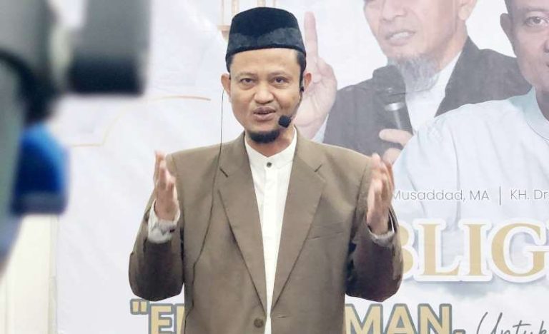 Ustadz Nashirul Pesan Energi Iman dalam Dakwah dan Ingatkan ‘Syahadat yang Impoten’