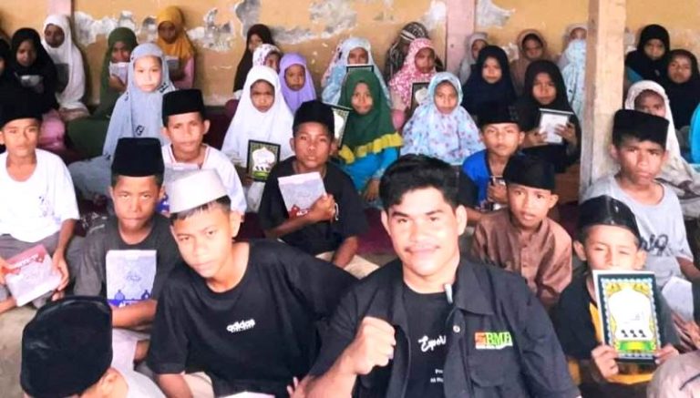 Perjalanan Majukan Pendidikan Menebar Cahaya Al-Qur’an di Pelosok Halmahera