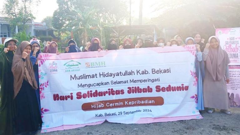 Muslimat Hidayatullah Peringati Hari Solidaritas Jilbab Sedunia di Bekasi
