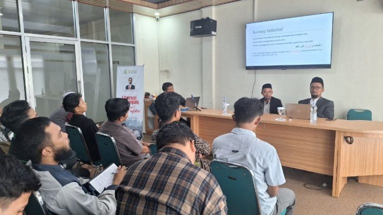 Waspada Jebakan Pinjol dan Paylater Kalangan Anak Muda dengan Literasi Keuangan