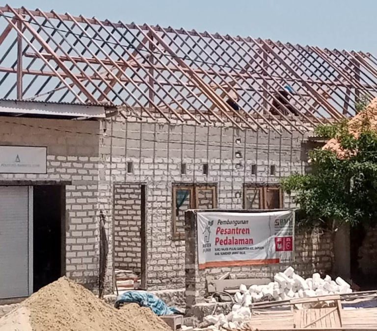 Cahaya Pendidikan Islam untuk Generasi Suku Bajoe Pulau Sabuntan