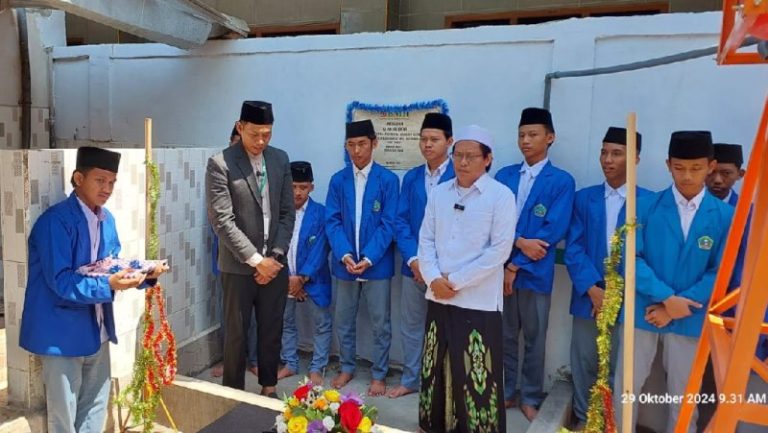Sumur Bor di Ponpes Al Ishlah As Suyuthi dan Upaya Berkelanjutan Tingkatan Kualitas Hidup Santri