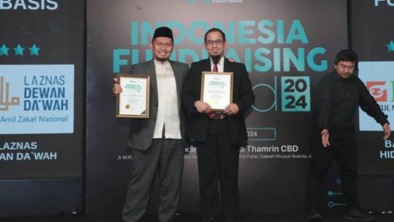 Dedikasi untuk Umat, BMH Raih Dua Penghargaan di Indonesia Fundraising Award 2024