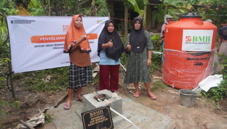 Senyum Bahagia Warga Desa Tenangan: Sumur Bor BMH Wujudkan Impian Air Bersih