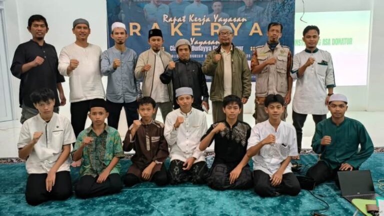 Menghidupkan Harapan di Ciampea untuk Melahirkan Dai Masa Depan