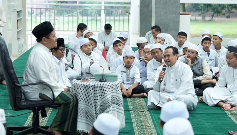 Kajian Ramadhan MUQ Depok Bahas Hubungan AI dengan Kecerdasan Spiritual Manusia