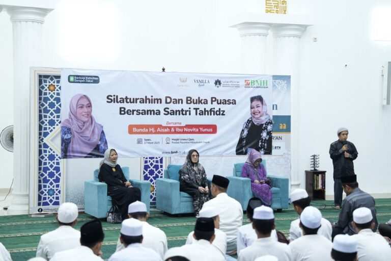 Buka Puasa Bersama 600 Santri, Bunda Aisyah Berikan Motivasi dan Zakat