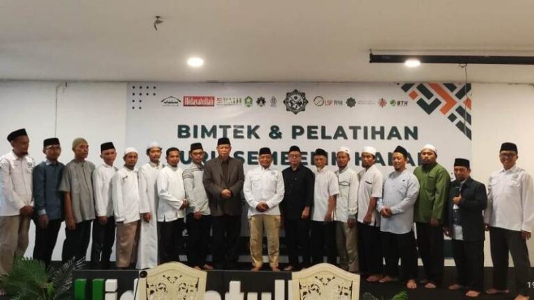 LSH Hidayatullah Gelar Bimtek Juru Sembelih Halal dan Pengukuhan Pengurus Wilayah