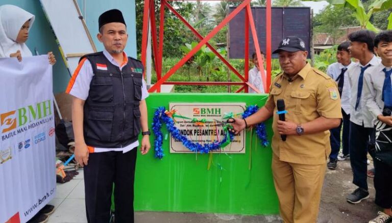 Sumur ke-201 Mengalirkan Harapan untuk 235 Santri Pondok Pesantren Al-Falah
