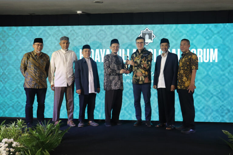 Membangun Peradaban Islam, Menggali Akar Menjawab Zaman