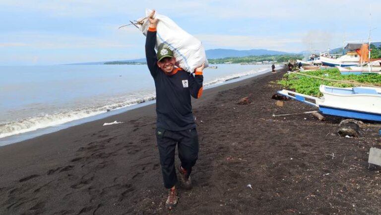 Aksi Nyata Cinta Lingkungan di Bitung Semarakkan Pesan Kebaikan Munas VI Hidayatullah