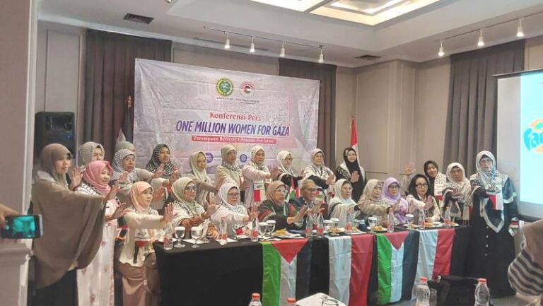 Boikot ‘Israel’, Aliansi Perempuan Gaungkan One Million Women for Gaza