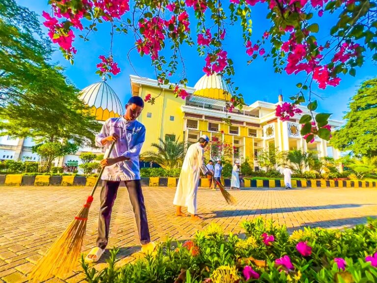 Program Takhassus SMH Hidayatullah Teritip Ukir Prestasi Sejak Tahun Pertama