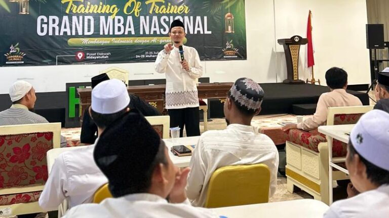 Ketua Umum Hidayatullah Tekankan Peran Strategis Instruktur Grand MBA