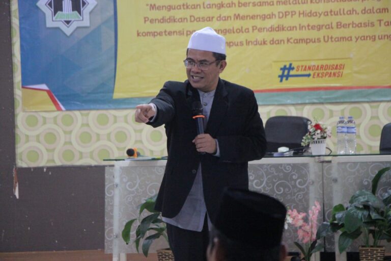 Guru sebagai Agen Perubahan, Profesi Mulia yang Menuntut Kesungguhan