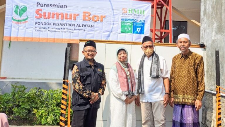 Titik ke-213 Program Penyediaan Air Bersih bagi Masyarakat di Pesantren Al Fatah