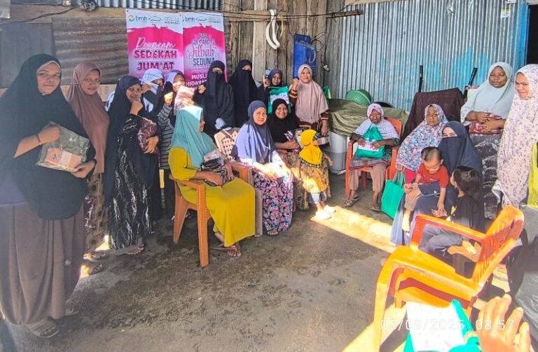 Mushida Baubau Gelar Berbagi Hijab Gratis pada Hari Solidaritas Jilbab 2025