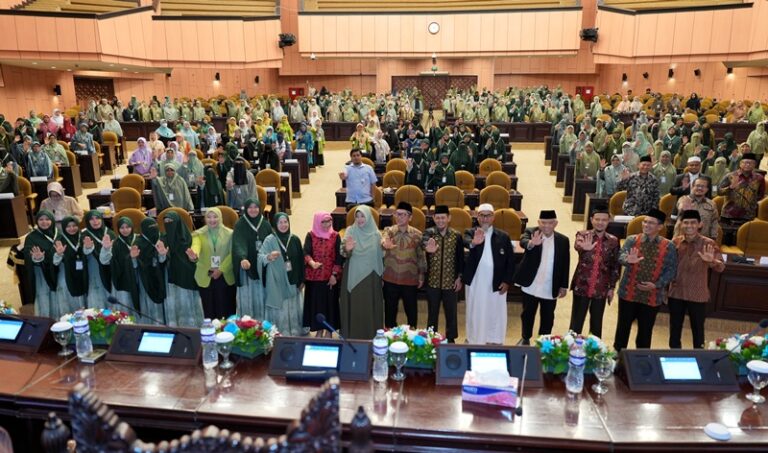 Di Forum Munas VI Muslimat Hidayatullah, Kemen PPPA Dorong Penguatan Ketahanan Keluarga