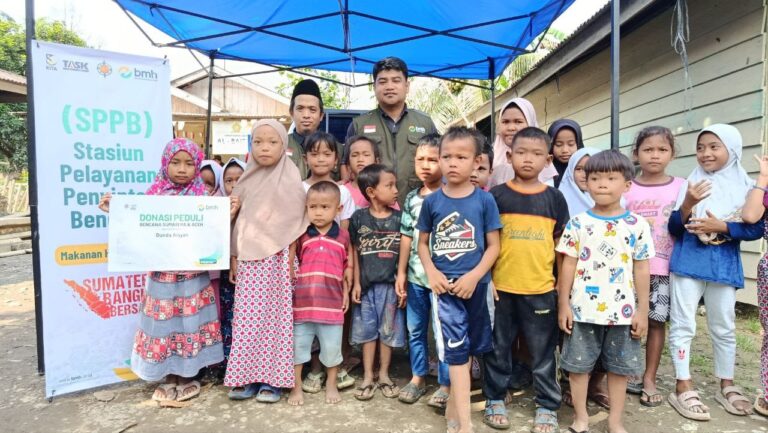 Layanan Makanan Siap Saji Menjangkau 250 Penyintas Bencana di Aceh Tamiang