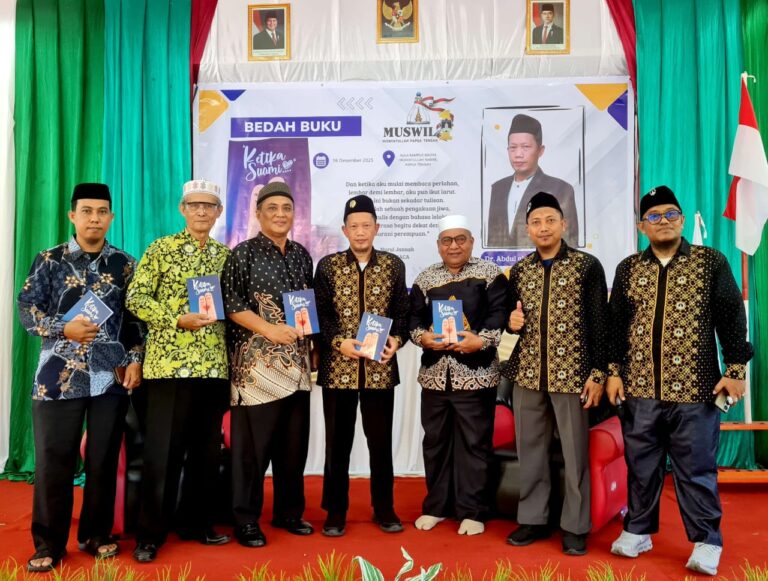Bedah Buku “Ketika Suami..” di Nabire Dorong Literasi Rumah Tangga Berbasis Nilai Islam