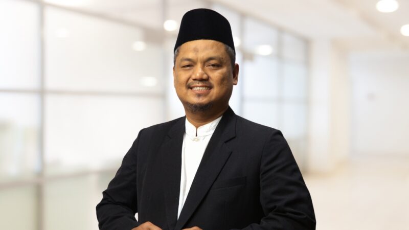 Gambar saat ini tidak memiliki teks alternatif (alt). Nama berkas: fuad-fahrudin.jpg