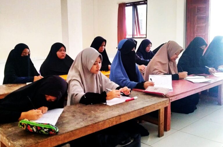 Menulis sebagai Fondasi Intelektual Mahasiswa di Tengah Budaya Visual