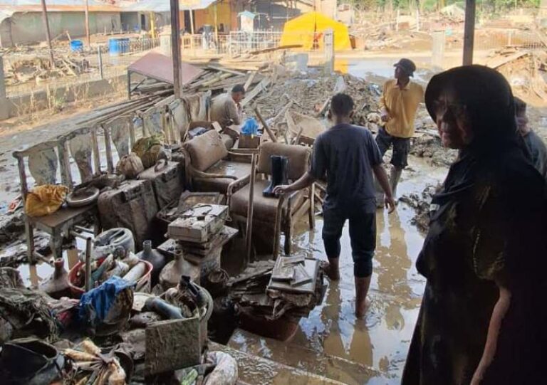Gerakan Berlanjut, Tim Siaga Bencana Hidayatullah Dampingi Lansia di Aceh Tamiang