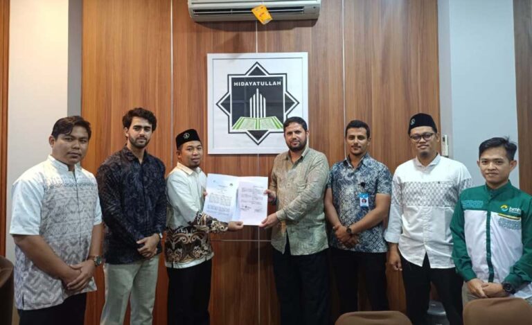 Hidayatullah dan Pure Hands Indonesia Perkuat Kolaborasi Kiprah Kemanusiaan dan Pengembangan Masyarakat