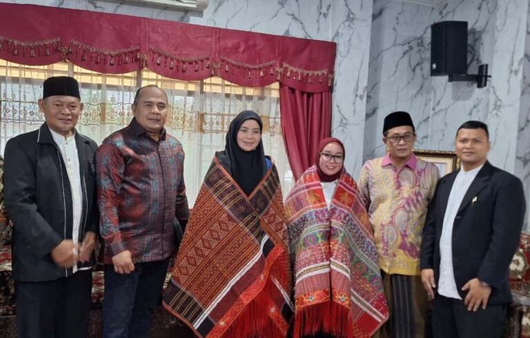 Pondok Pesantren Hidayatullah Medan Peserta Hebitren Sumut dalam Kunjungan Wamen Koperasi