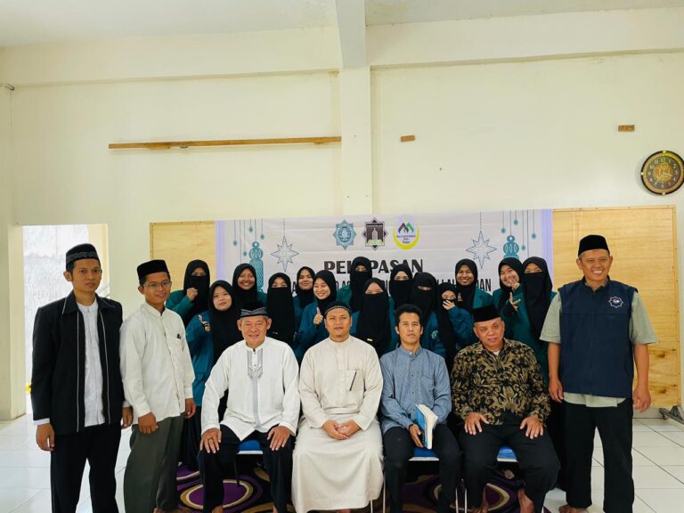 Mahasiswa STIQ Ash-Shiddiq Diterjunkan ke Masyarakat untuk Syiar dan Pengabdian Ramadhan