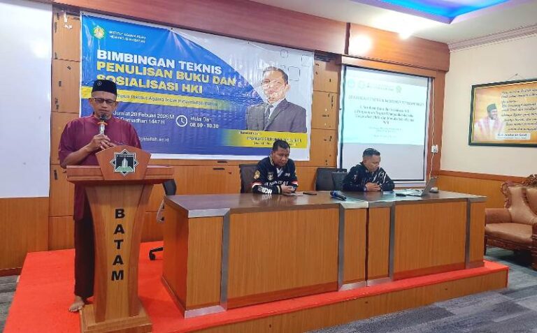 Bimtek Penulisan Buku dan Sosialisasi HKI Perkuat Budaya Publikasi Ilmiah di IAI Hidayatullah