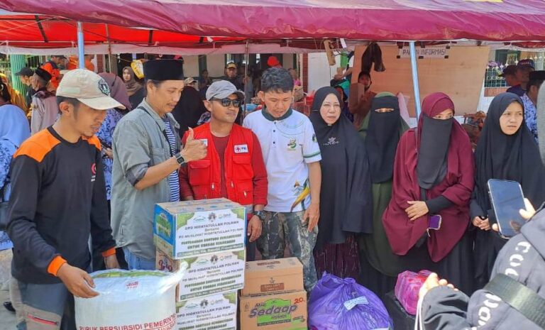 Aksi Kemanusiaan Hidayatullah Bantu Warga Terdampak Kebakaran di Balanipa Polewali Mandar