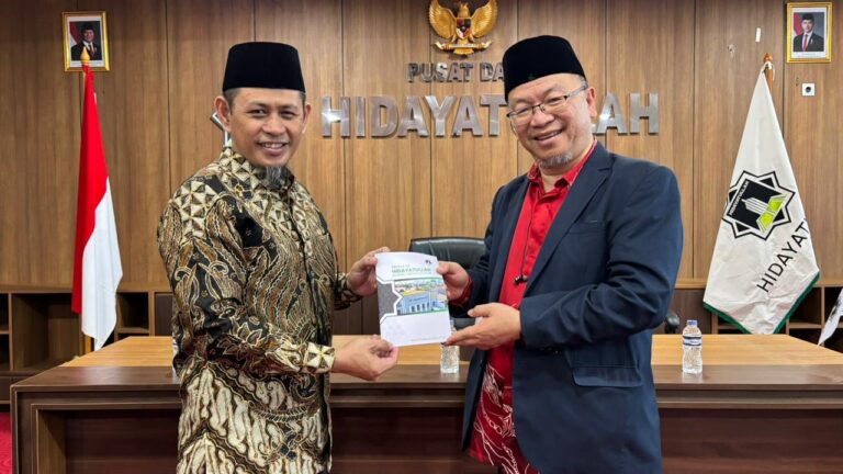 Hidayatullah dan MyGuide Malaysia Jajaki Kolaborasi Dakwah Internasional