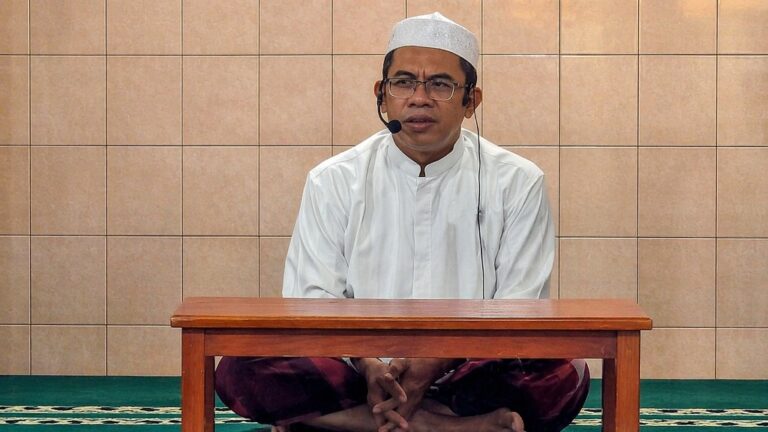 Sapa Santri di Kudus, Sekjen DPP Hidayatullah Ajak Aktif Berperan dalam Perjuangan Ilmu