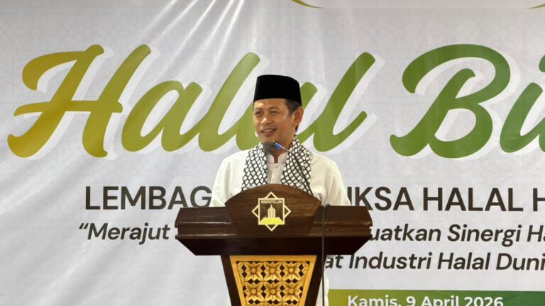 KH Naspi Arsyad Sebut Industri Produk Halal Telah Menjadi Kebutuhan Eksistensial Masyarakat