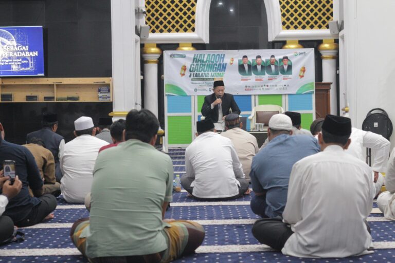 Tradisi Membaca sebagai Penguat Halaqoh