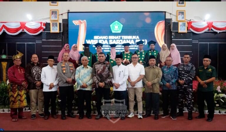 Wisuda Sarjana Pendidikan STIT Mumtaz, Ketum DPP Hidayatullah Tekankan Sinergi dan Kolaborasi Harga Mati