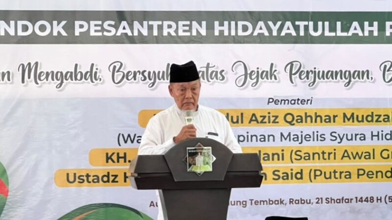 Gambar saat ini tidak memiliki teks alternatif (alt). Nama berkas: Ustadz-H.-Amin-Mahmud.jpeg
