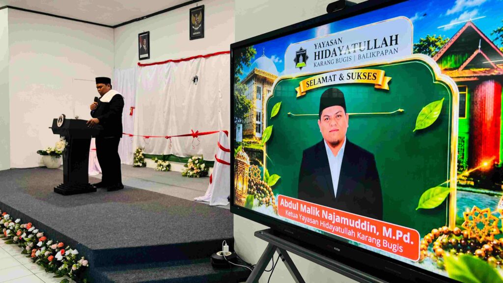 Gambar saat ini tidak memiliki teks alternatif (alt). Nama berkas: Wali-Kota-Balikpapan-Resmikan-Yayasan-Hidayatullah-Karang-Bugis-2-scaled.jpg