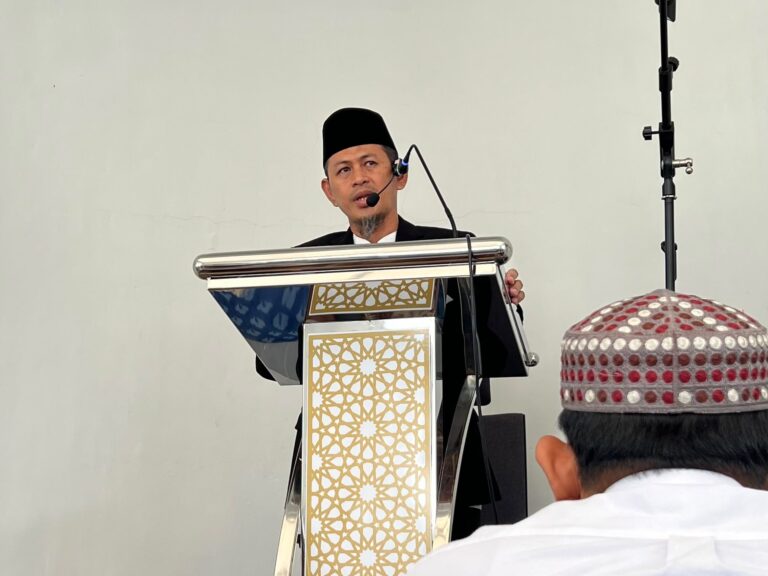 ‎KH. Naspi Arsyad Ungkap Pentingnya Pengorbanan dan Ibadah Nyata